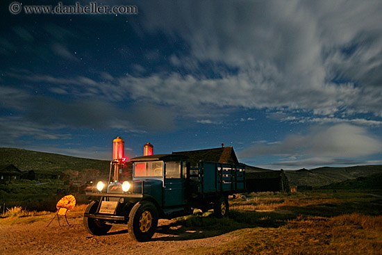 old-truck-nite-1.jpg