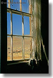 images/California/Bodie/Store/old-curtains-window.jpg