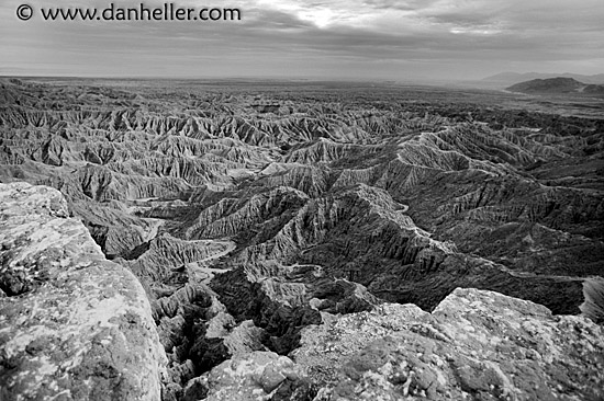 borrego-canyons-12-bw.jpg