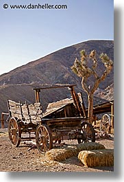 images/California/Calico/old-wagon-2.jpg