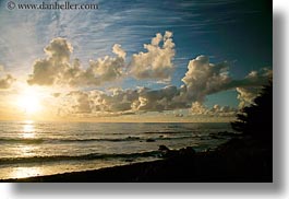 images/California/Cambria/beach-ocean-sunset-clouds-2.jpg