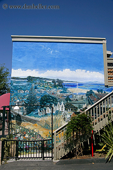 mural-02.jpg