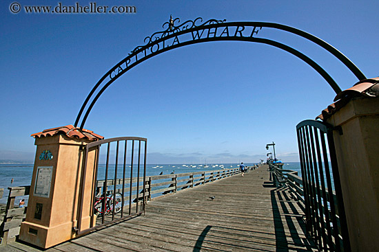 capitola-wharf-arch-entry-02.jpg