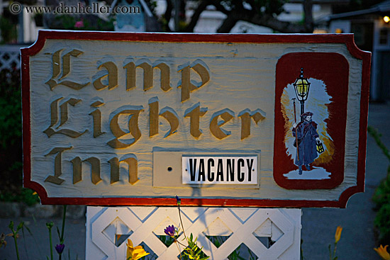 lamp-lighter-inn-sign.jpg