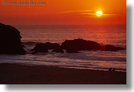 images/California/CoastalViews/Coastline/coastline-n-sunset-2.jpg