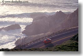 images/California/CoastalViews/Coastline/highway-n-rocky-coast-10.jpg