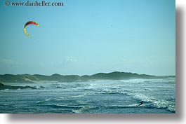 images/California/CoastalViews/KiteSurfing/kite-surfing-07.jpg