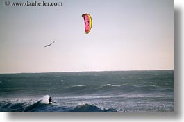 images/California/CoastalViews/KiteSurfing/kite-surfing-09.jpg