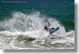 images/California/CoastalViews/KiteSurfing/kite-surfing-16.jpg