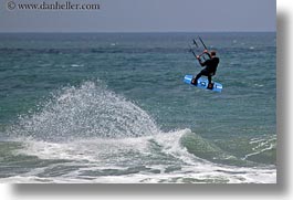 images/California/CoastalViews/KiteSurfing/kite-surfing-21.jpg