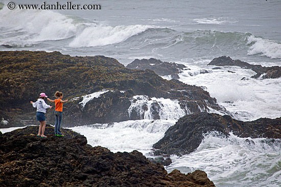 kids-on-rocks-3.jpg