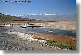 images/California/DeathValley/Badwater/badwater-flood-1.jpg