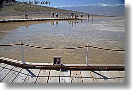 images/California/DeathValley/Badwater/badwater-flood-2.jpg