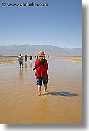 images/California/DeathValley/Badwater/badwater-flood-3.jpg