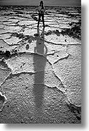 images/California/DeathValley/Badwater/badwater-jill-bw.jpg