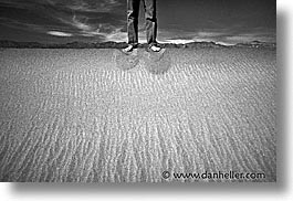 images/California/DeathValley/Dunes/sandy-feet-bw.jpg