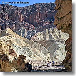 images/California/DeathValley/GoldenCanyon/golden-canyon-walk-1.jpg