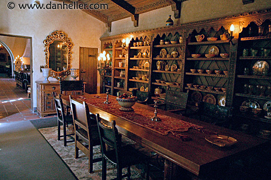 dining_room-1.jpg