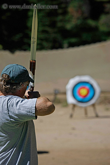 man-w-archery-bow-n-arrow-6.jpg