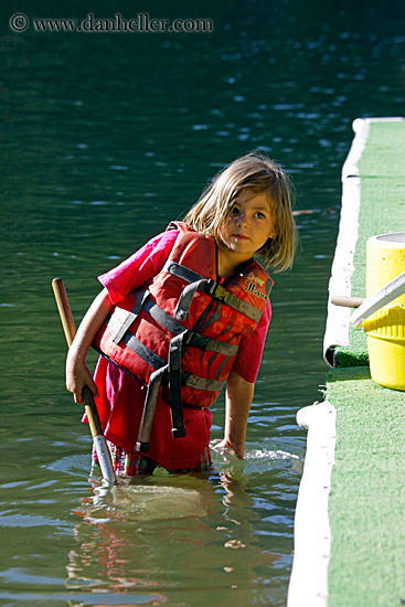 girl-in-life-jacket-1.jpg