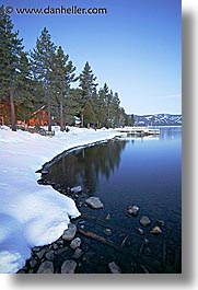 images/California/LakeTahoe/Dawn/lake-snow-house-2.jpg