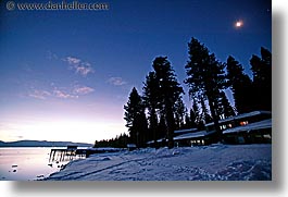 images/California/LakeTahoe/Dawn/moon-houses-snow-dawn-4.jpg