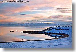 images/California/LakeTahoe/Dusk/lake-snow-sunset-03.jpg