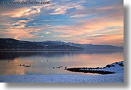 images/California/LakeTahoe/Dusk/lake-snow-sunset-04.jpg