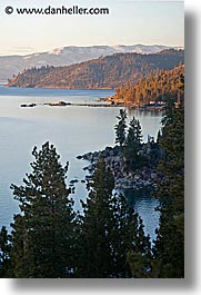 images/California/LakeTahoe/Scenics/east-lakeshore-4.jpg