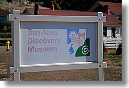 images/California/Marin/DiscoveryMuseum/discovery-museum-sign-2.jpg