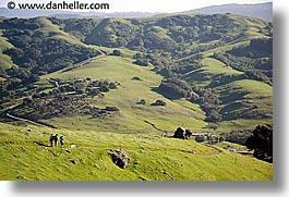 images/California/Marin/LucasValley/dog-hikers-hills-3a.jpg