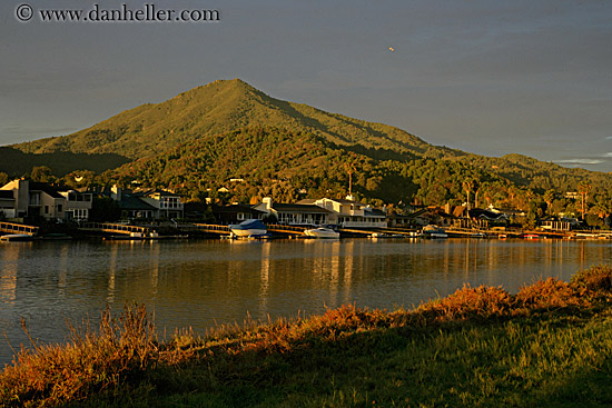 mt_tam-n-corte-madera-houses-05.jpg