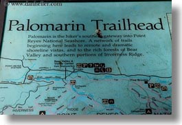 images/California/Marin/PalomarinTrail/palomarin-trailhead-sign-02.jpg