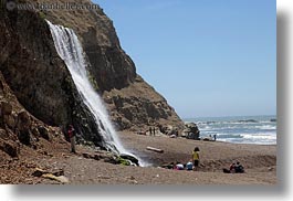 images/California/Marin/PalomarinTrail/waterfall-n-beach-03.jpg