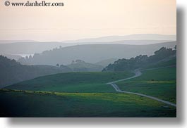 images/California/Marin/PtReyes/Landscapes/roads-n-lush-green-hills-07.jpg