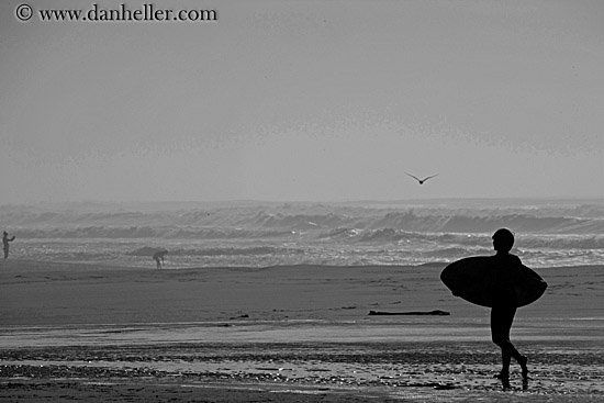 child-w-surfboard-3-bw.jpg