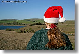 images/California/Marin/PtReyes/TomalesBay/jill-in-santa-hat-w-cows-4.jpg