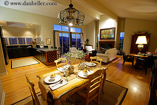 bfast-nook-n-family-room-2.jpg