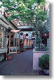 images/California/Marin/Sausalito/courtyard-shops.jpg