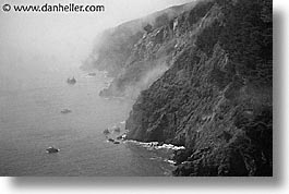 images/California/Marin/Shoreline/foggy-shoreline-bw.jpg