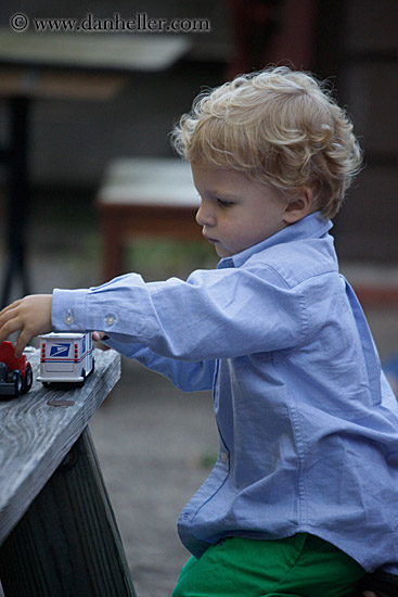 little-blond-boy-playing-4.jpg