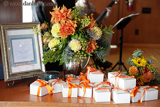 flowers-n-boxes-01.jpg