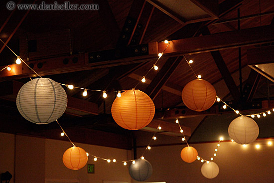 glowing-lanterns-02.jpg