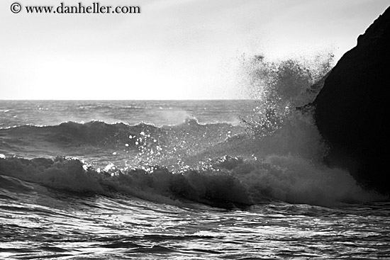 rock-splash-bw-03.jpg