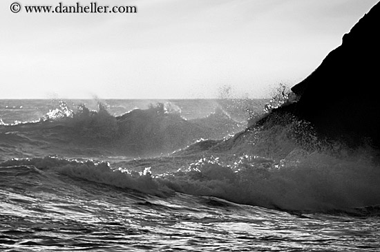 rock-splash-bw-04.jpg