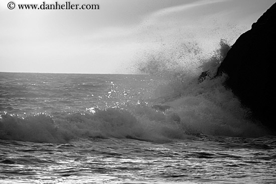 rock-splash-bw-07.jpg