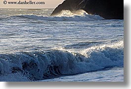 images/California/Marin/Waves/TieredWaves/tiered-waves-5.jpg