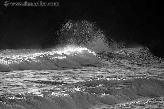 tiered-waves-bw-2.jpg