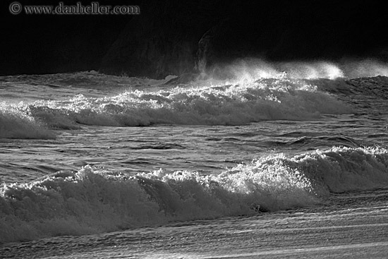 tiered-waves-bw-3.jpg