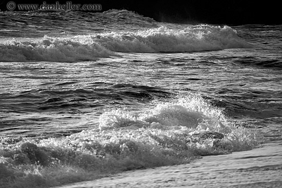 tiered-waves-bw-7.jpg